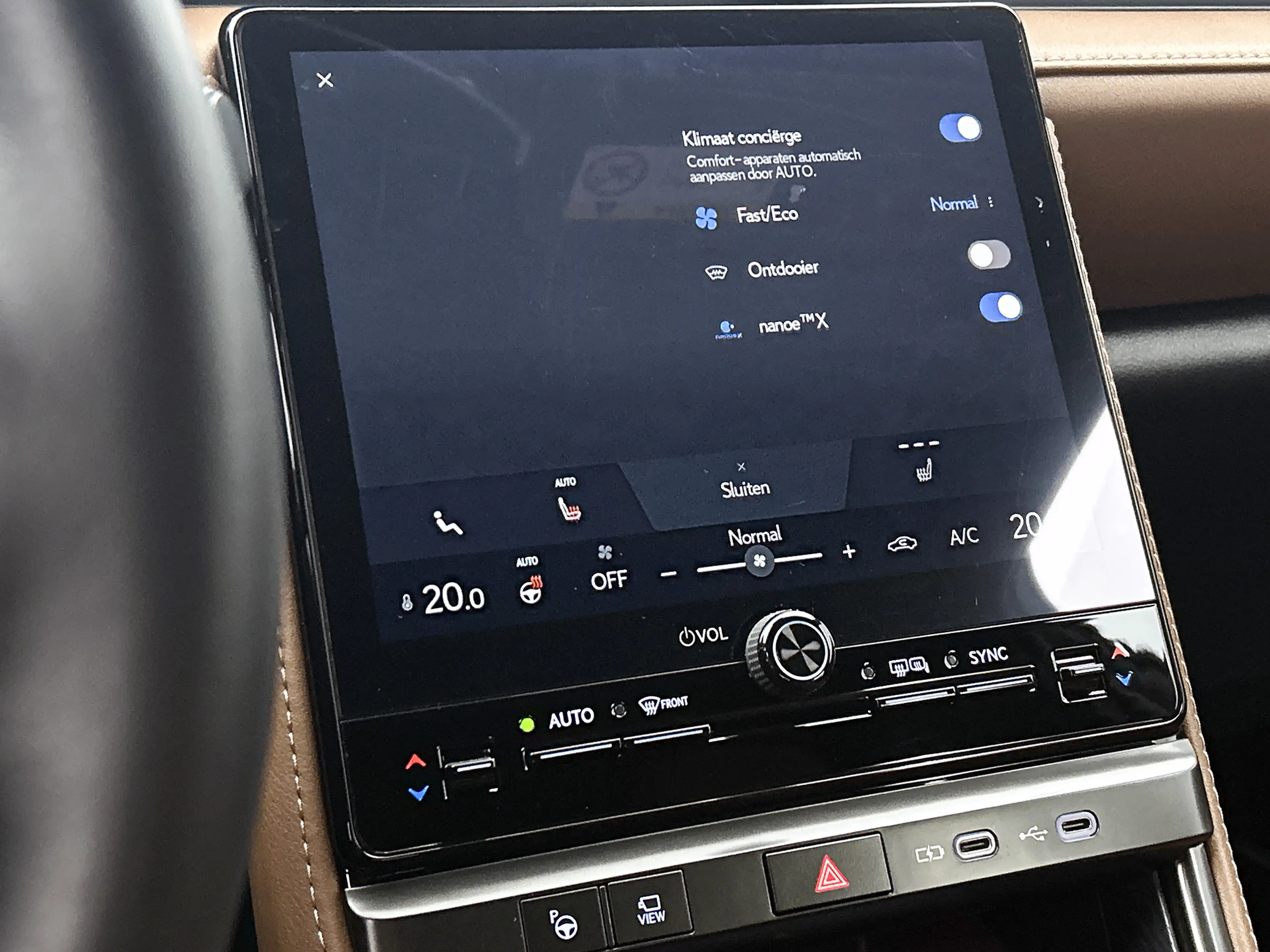 Lexus LBX Relax 2WD Advanced Pack | BTW voertuig | Mark Levi — photo 12