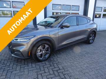 98kWh 294pk RWD Aut.