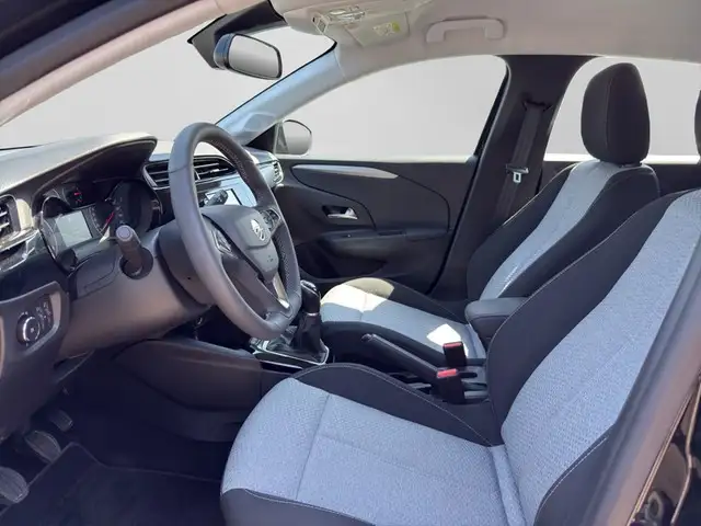 Opel Corsa view 8