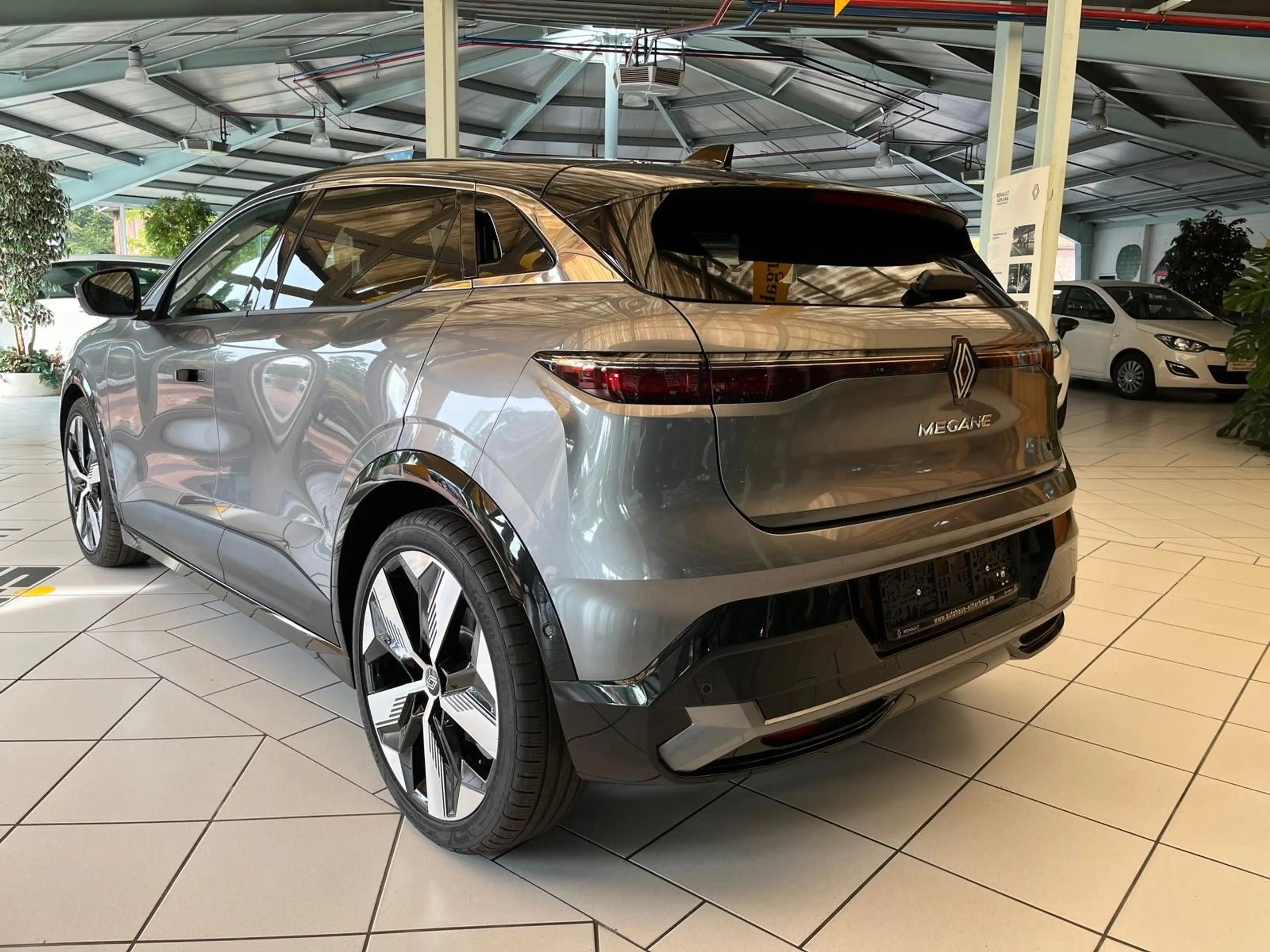Renault Megane E-Tech Megane E-Tech Techno EV60 220HP Comfort Range — photo 9