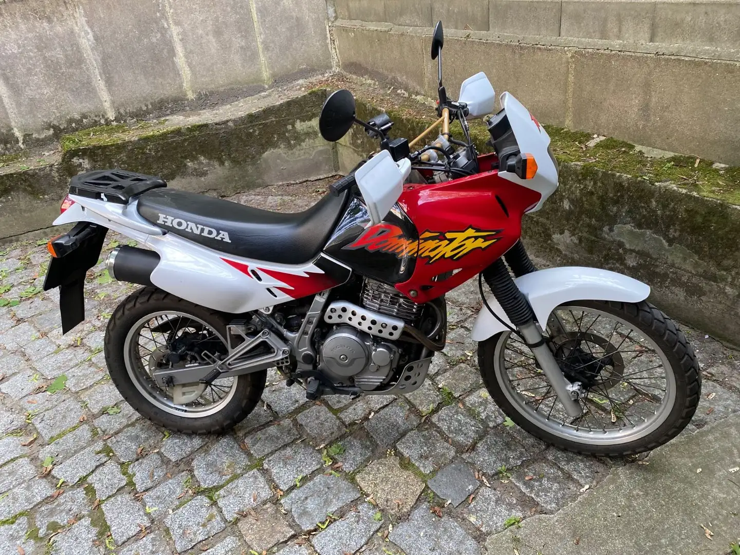 Honda NX 650 Dominator Klassiker - 1