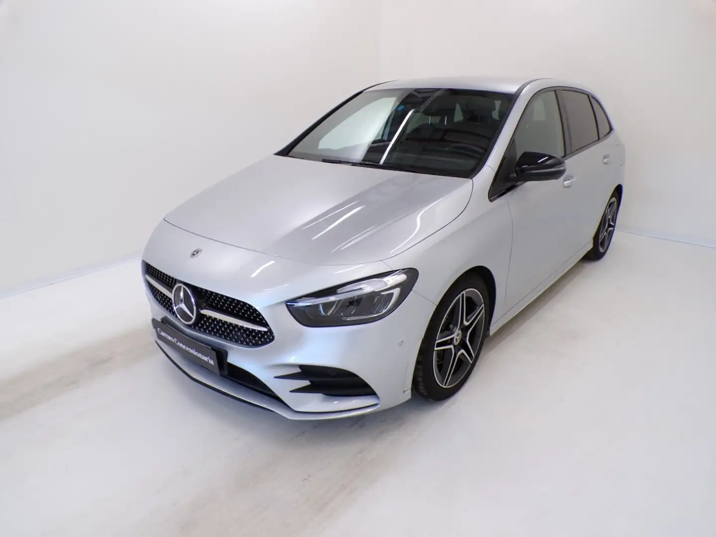 Mercedes-Benz B 180 - B 180 d AMG Line Advanced Plus auto Srebrny - 1