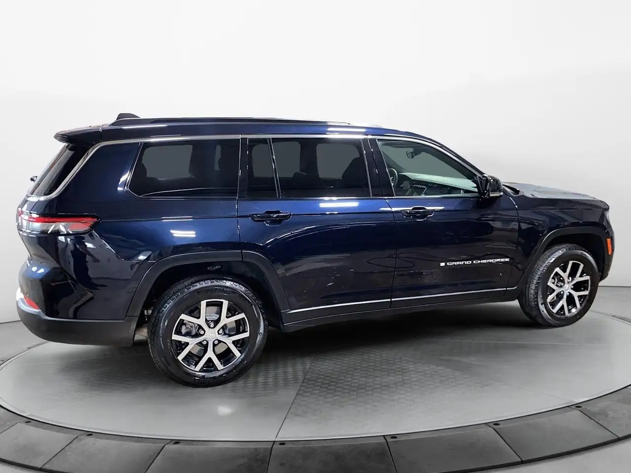 Jeep Grand Cherokee photo Jeep Grand Cherokee