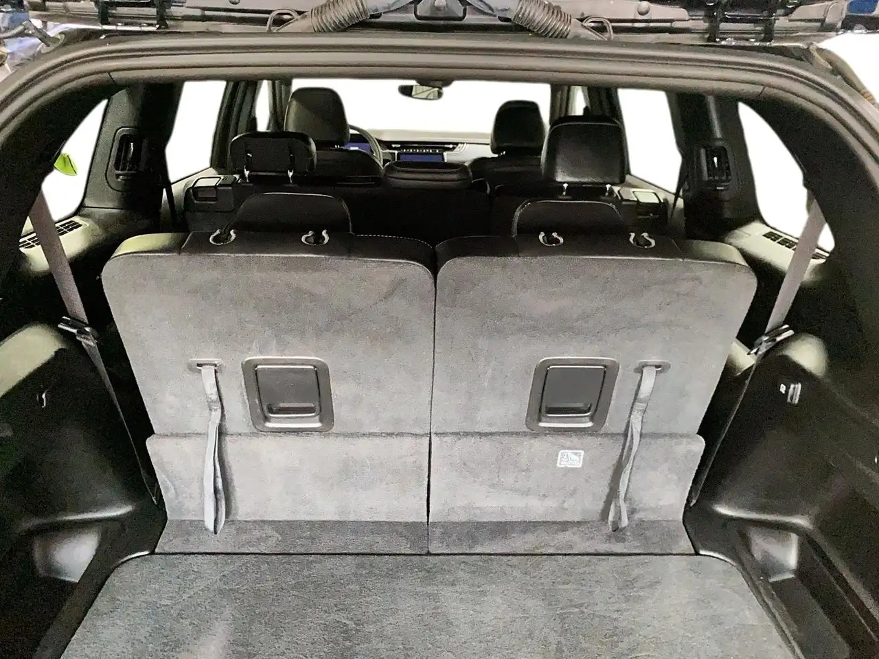 Jeep Grand Cherokee photo Jeep Grand Cherokee