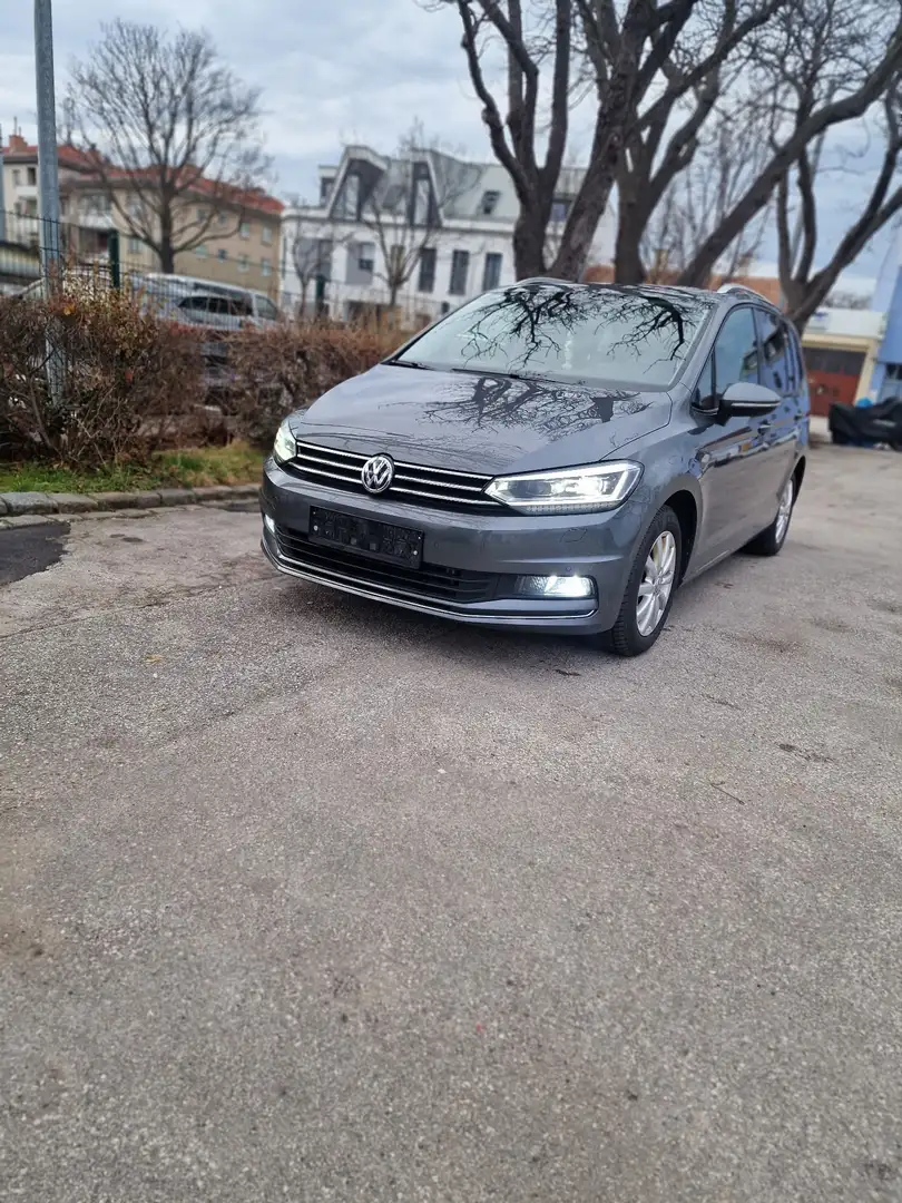 Volkswagen Touran Sky 2,0 SCR TDI - 1