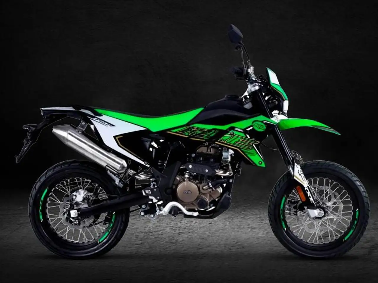 KL Motors XKE Motard