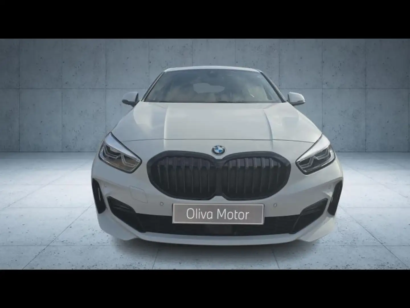 BMW 118 118iA 136ch M Sport DKG7 Blanc - 2