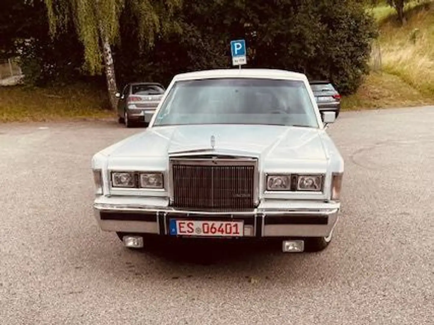 Lincoln Town Car STRETCH LIMO Blanco - 1