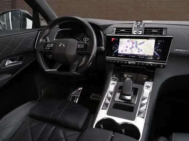 DS Automobiles DS 7 Crossback view 13