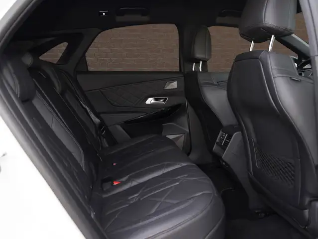 DS Automobiles DS 7 Crossback view 12