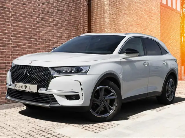 DS Automobiles DS 7 Crossback view 2