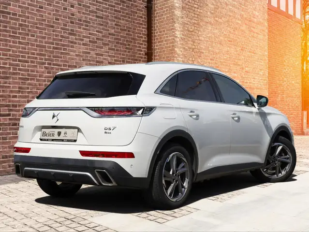DS Automobiles DS 7 Crossback view 4