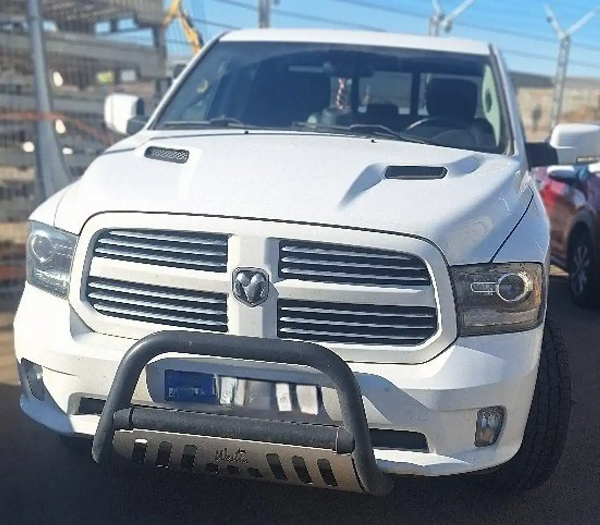 Dodge RAM Blanc - 1