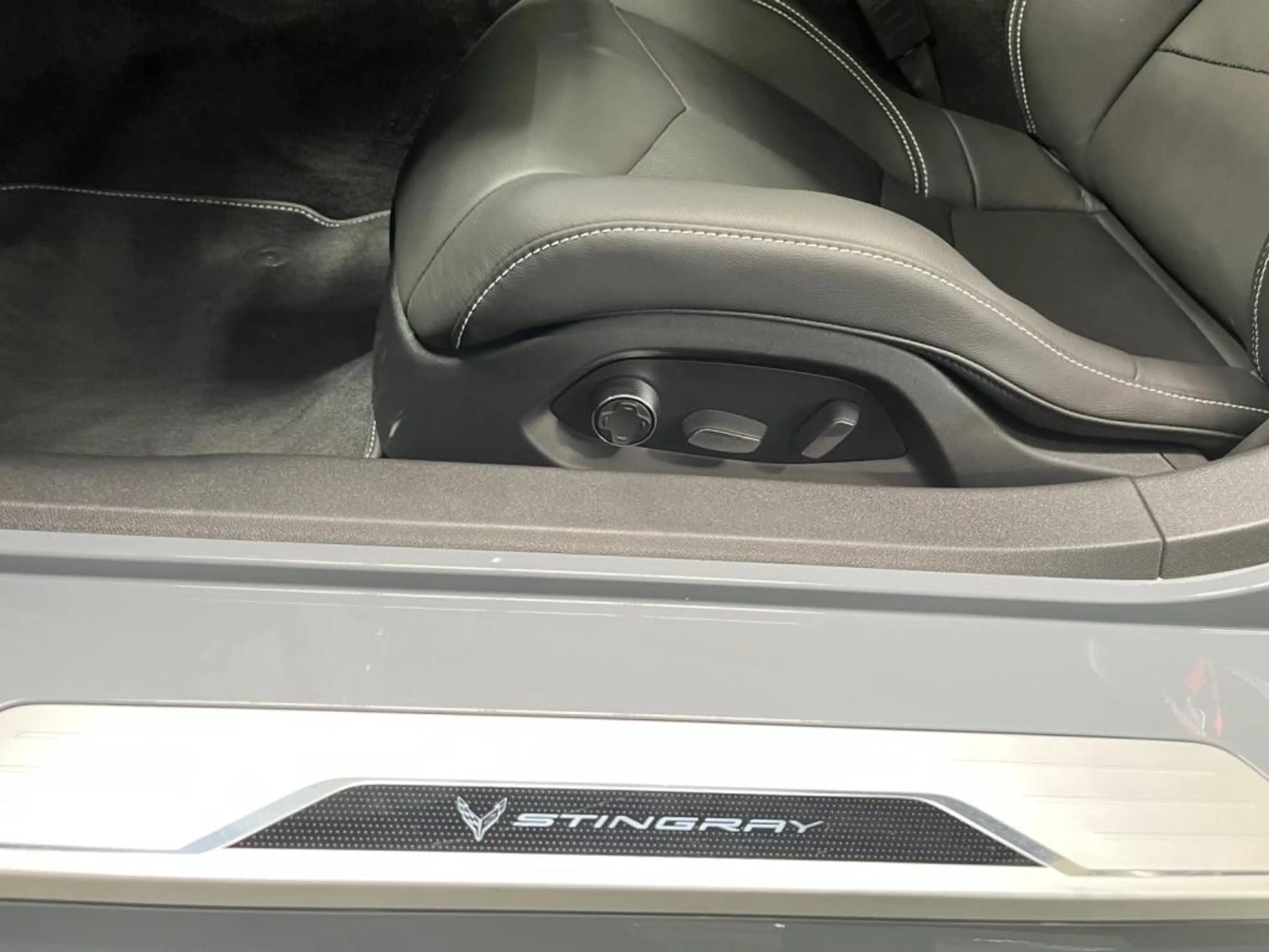 Chevrolet Corvette C8 Coupe HUD+Cam+LED+Navi+Sitzklima+AUT — photo 7