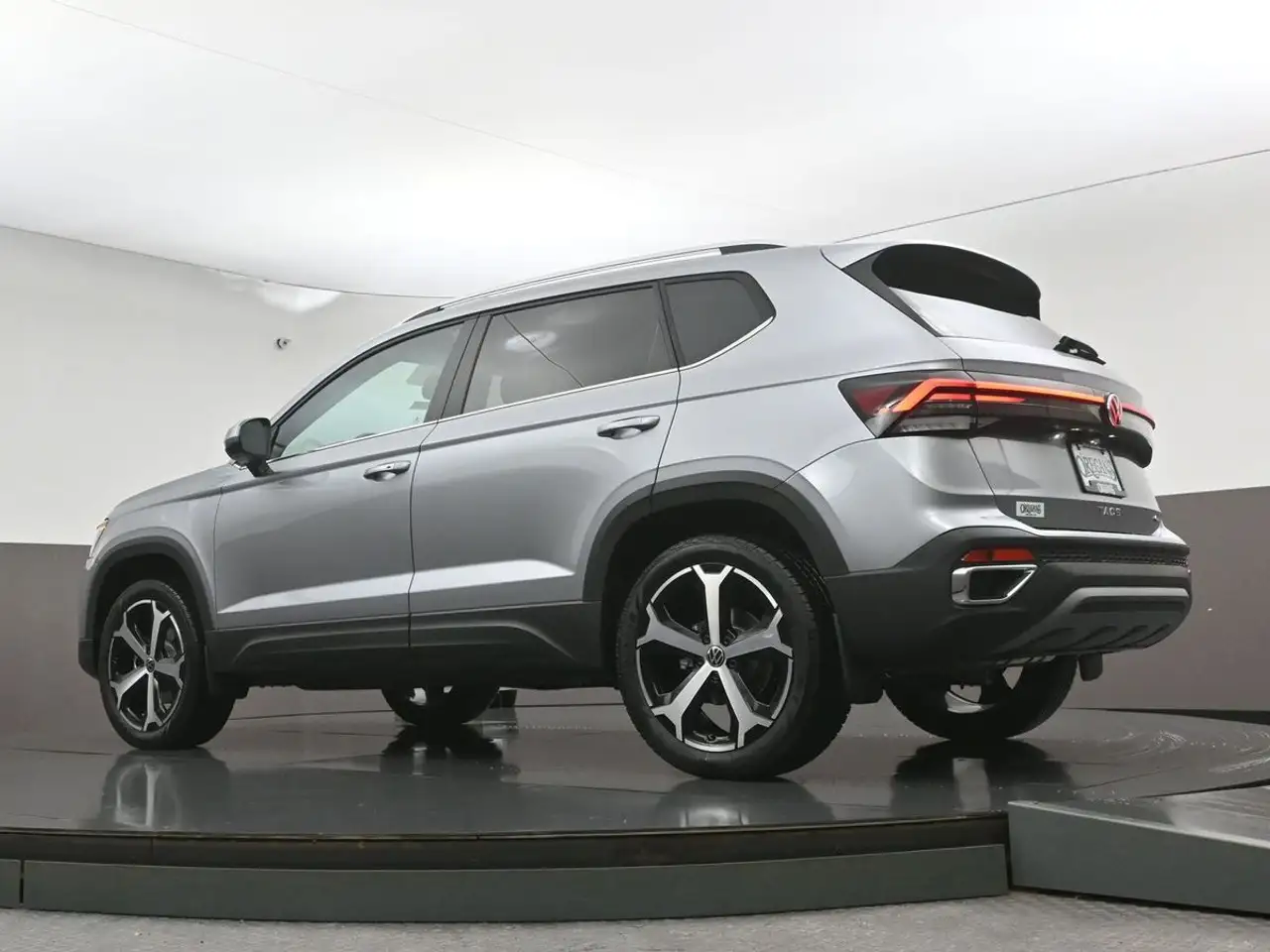 Volkswagen Taos снимка Volkswagen Taos