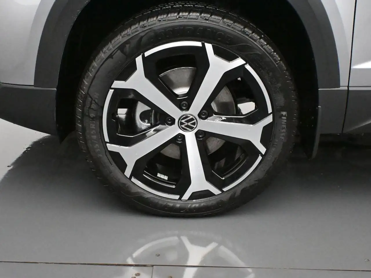 Volkswagen Taos снимка Volkswagen Taos
