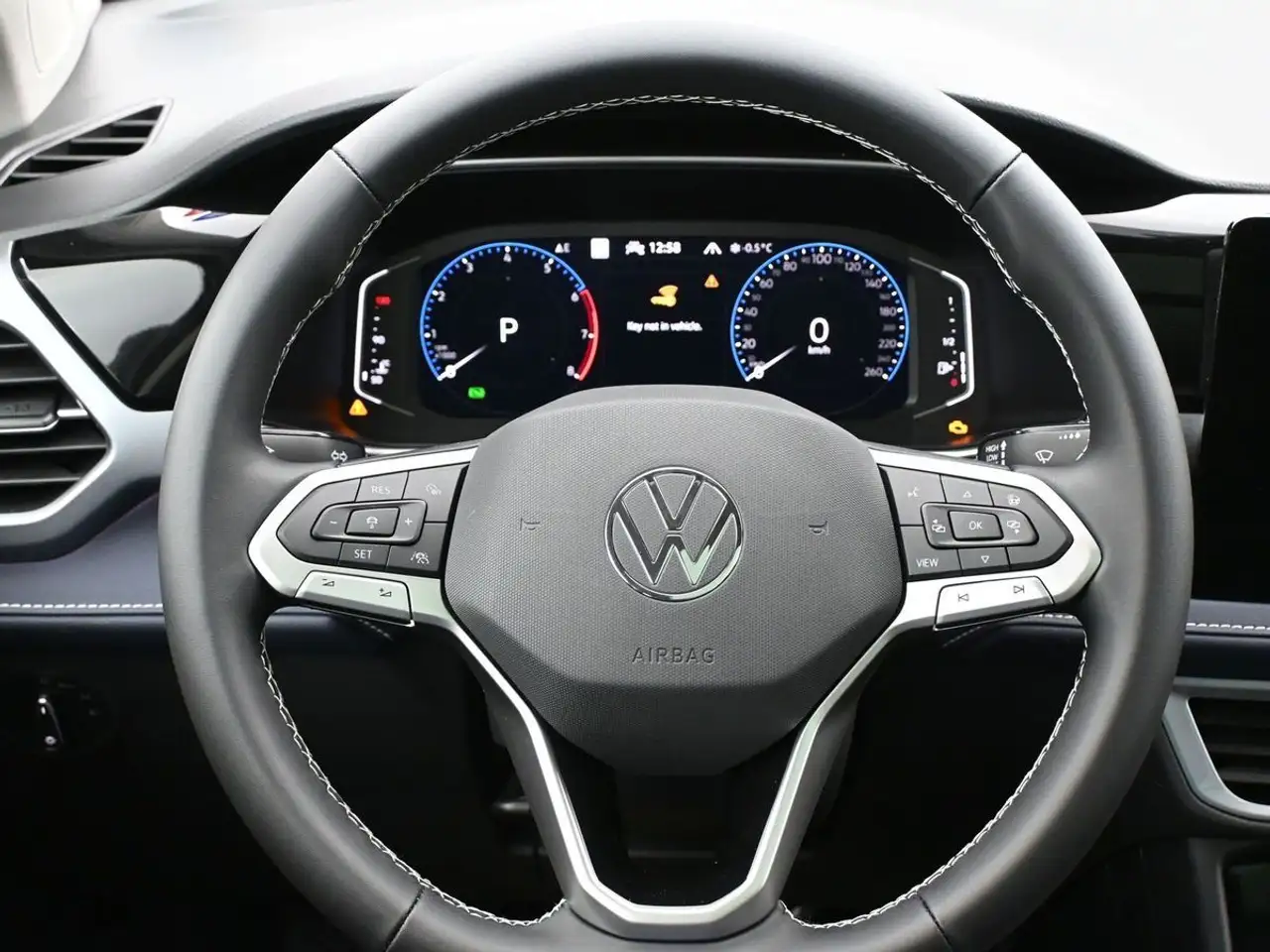 Volkswagen Taos снимка Volkswagen Taos