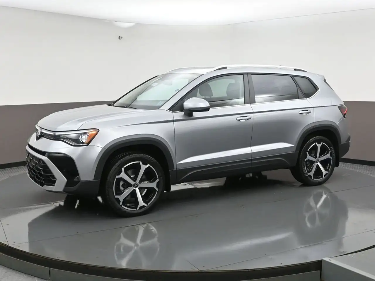 Volkswagen Taos снимка Volkswagen Taos