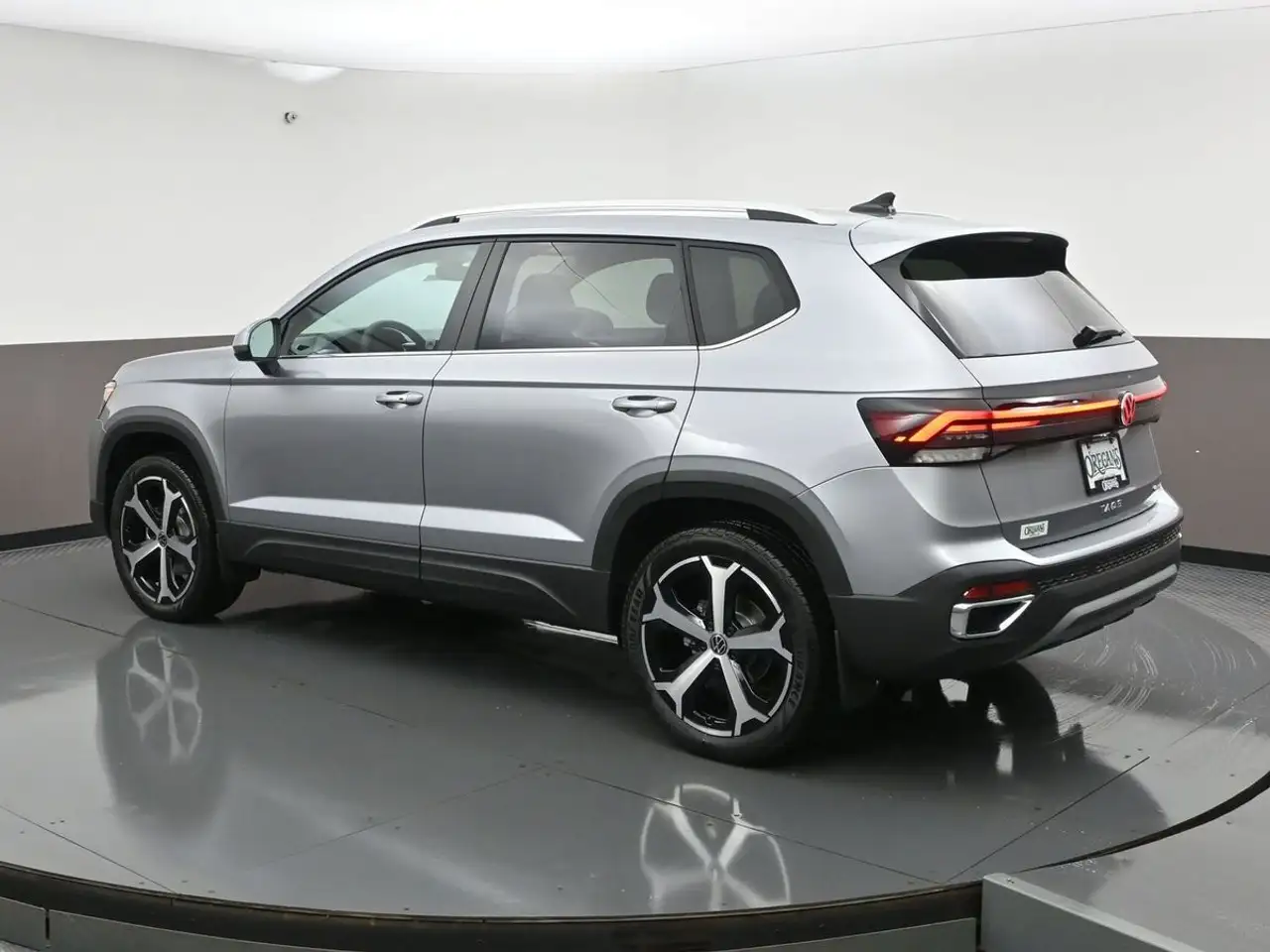 Volkswagen Taos снимка Volkswagen Taos