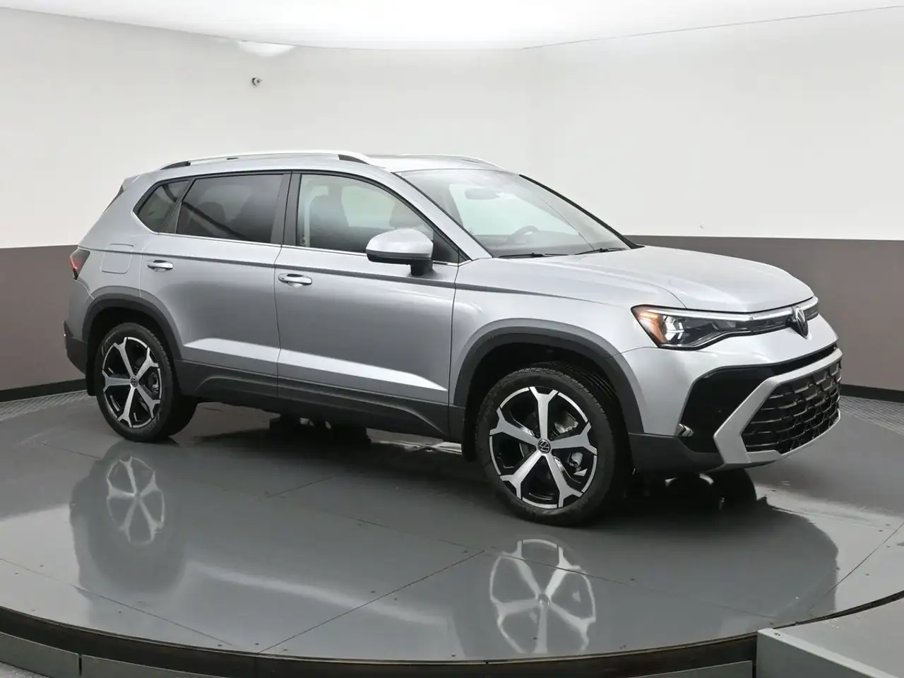 Volkswagen Taos снимка Volkswagen Taos