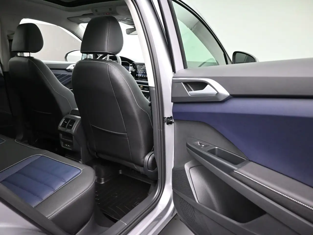 Volkswagen Taos снимка Volkswagen Taos