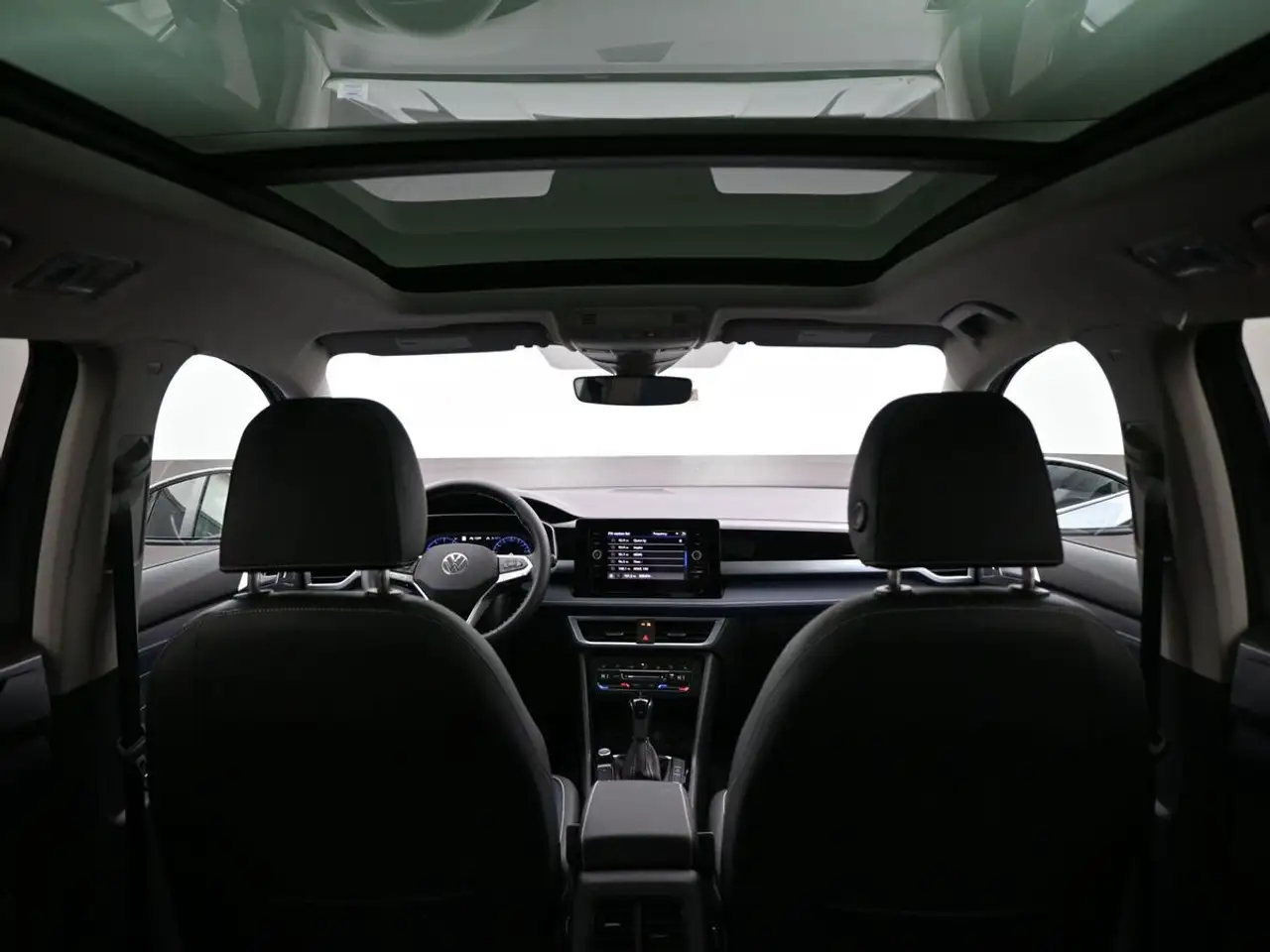 Volkswagen Taos снимка Volkswagen Taos
