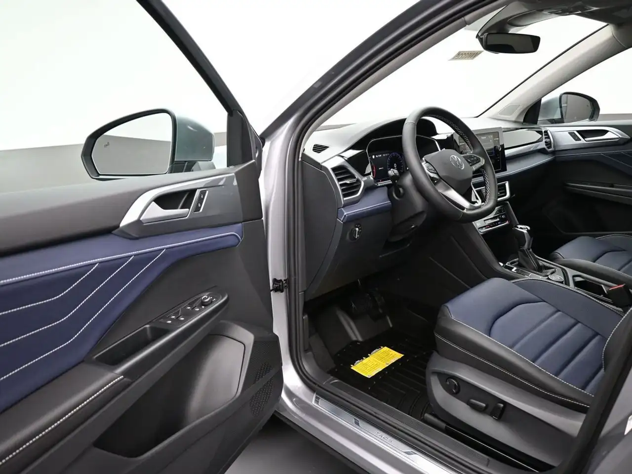 Volkswagen Taos снимка Volkswagen Taos