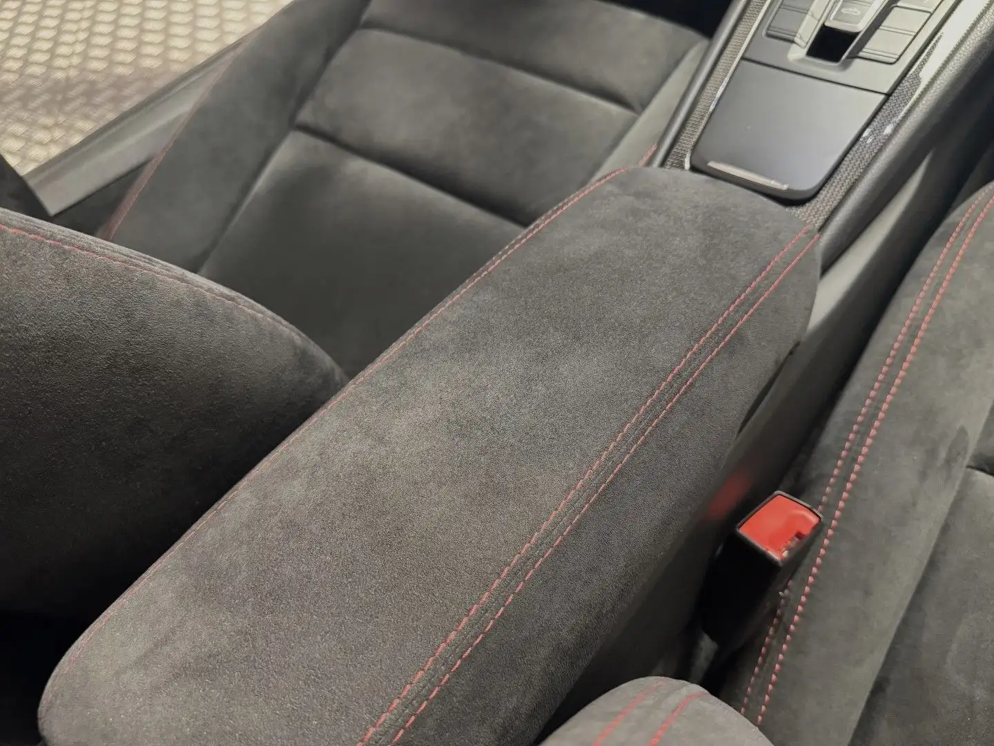 Porsche Boxster 2.0L 300CH PDK Rouge - 2