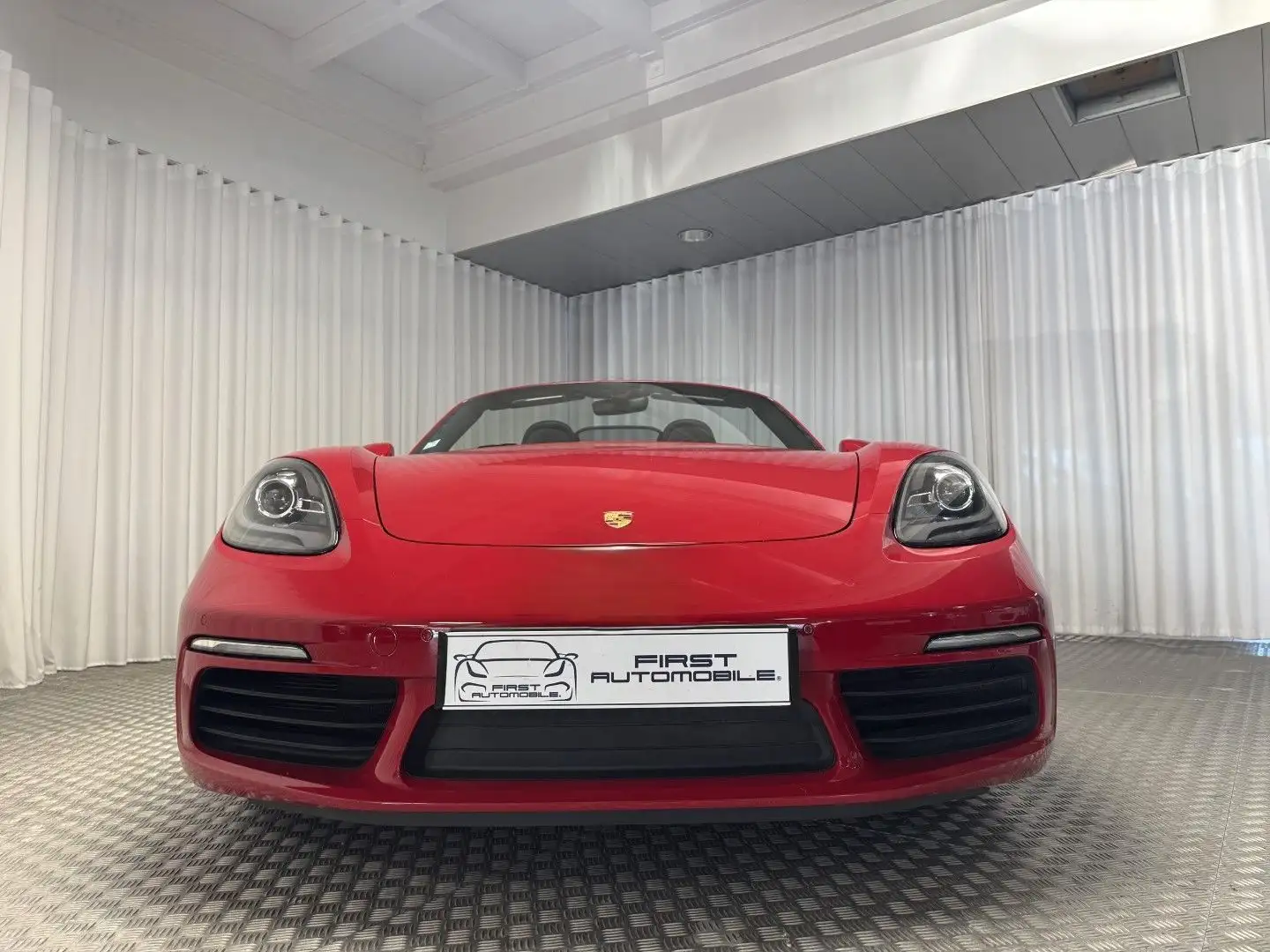 Porsche Boxster 2.0L 300CH PDK Rouge - 1