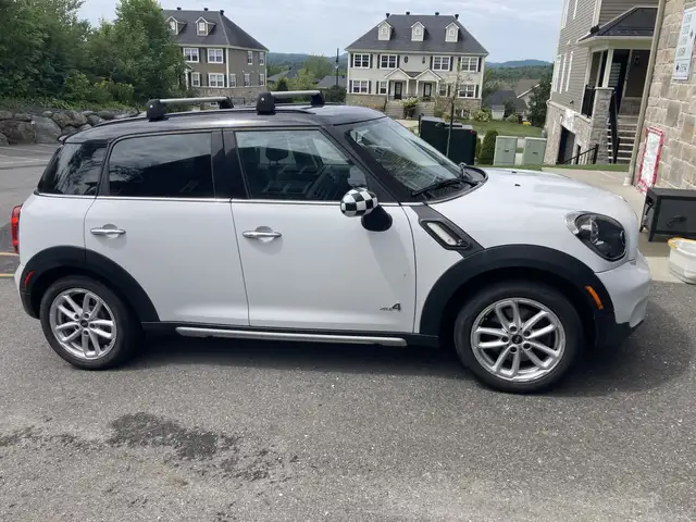 MINI Cooper Countryman 2016