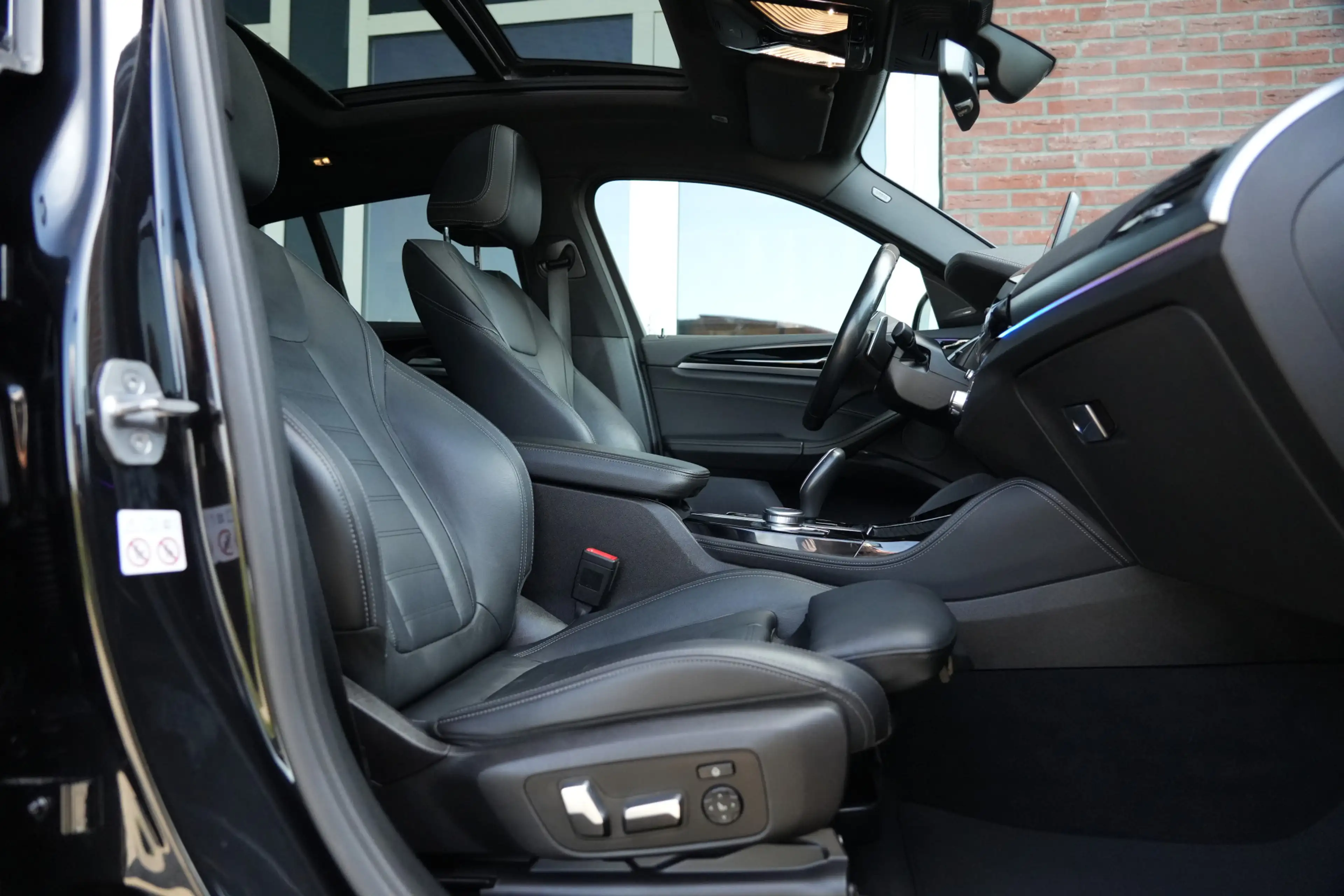 BMW X4 M40i High Executive | 354 PK | Panoramadak | Leder — photo 9