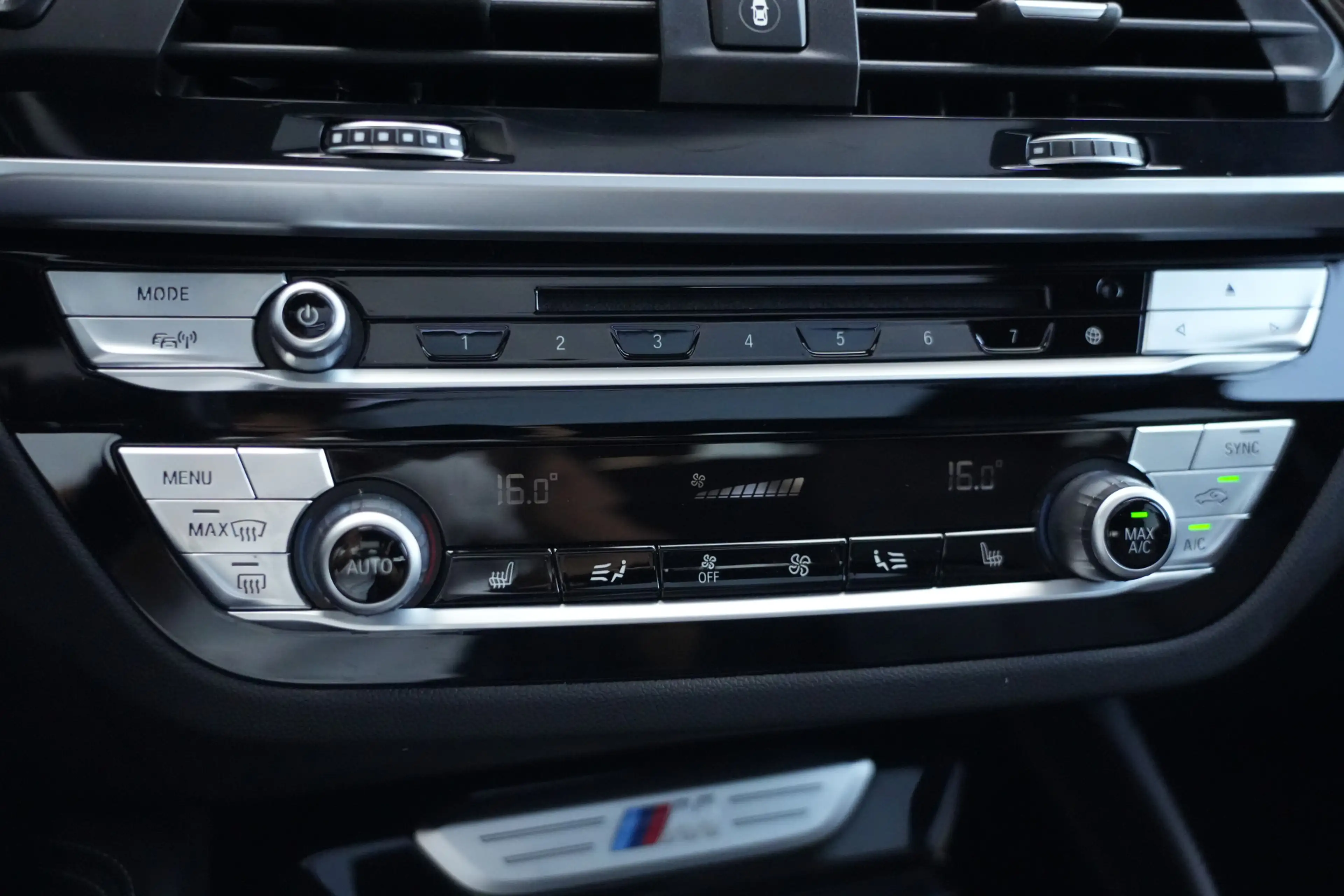 BMW X4 M40i High Executive | 354 PK | Panoramadak | Leder — photo 14