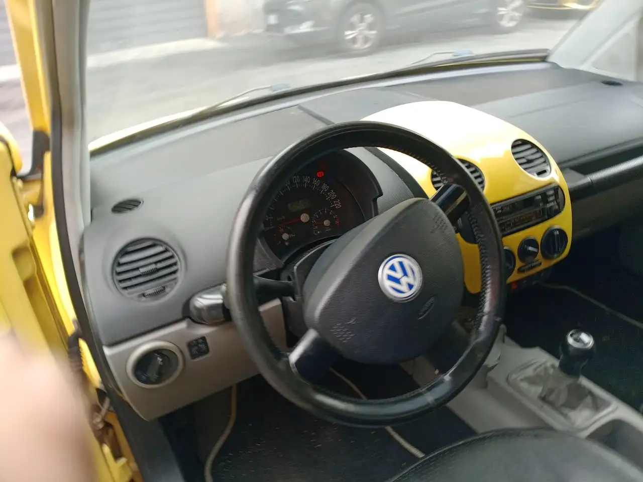 Volkswagen New Beetle 2.0, foto 12
