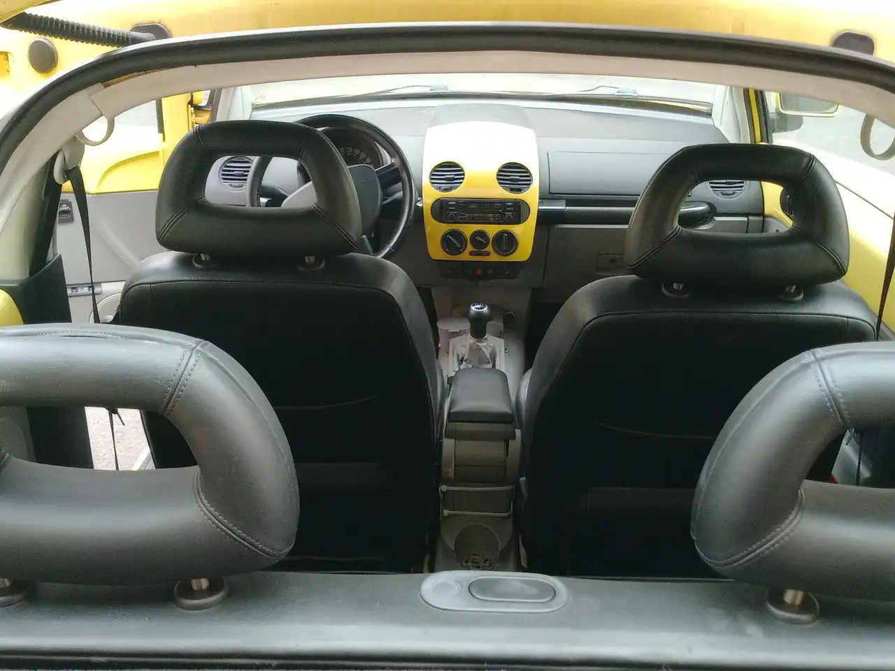 Volkswagen New Beetle 2.0, foto 10