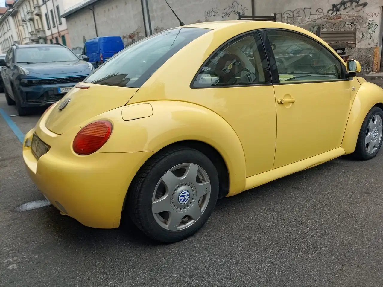 Volkswagen New Beetle 2.0, foto 3