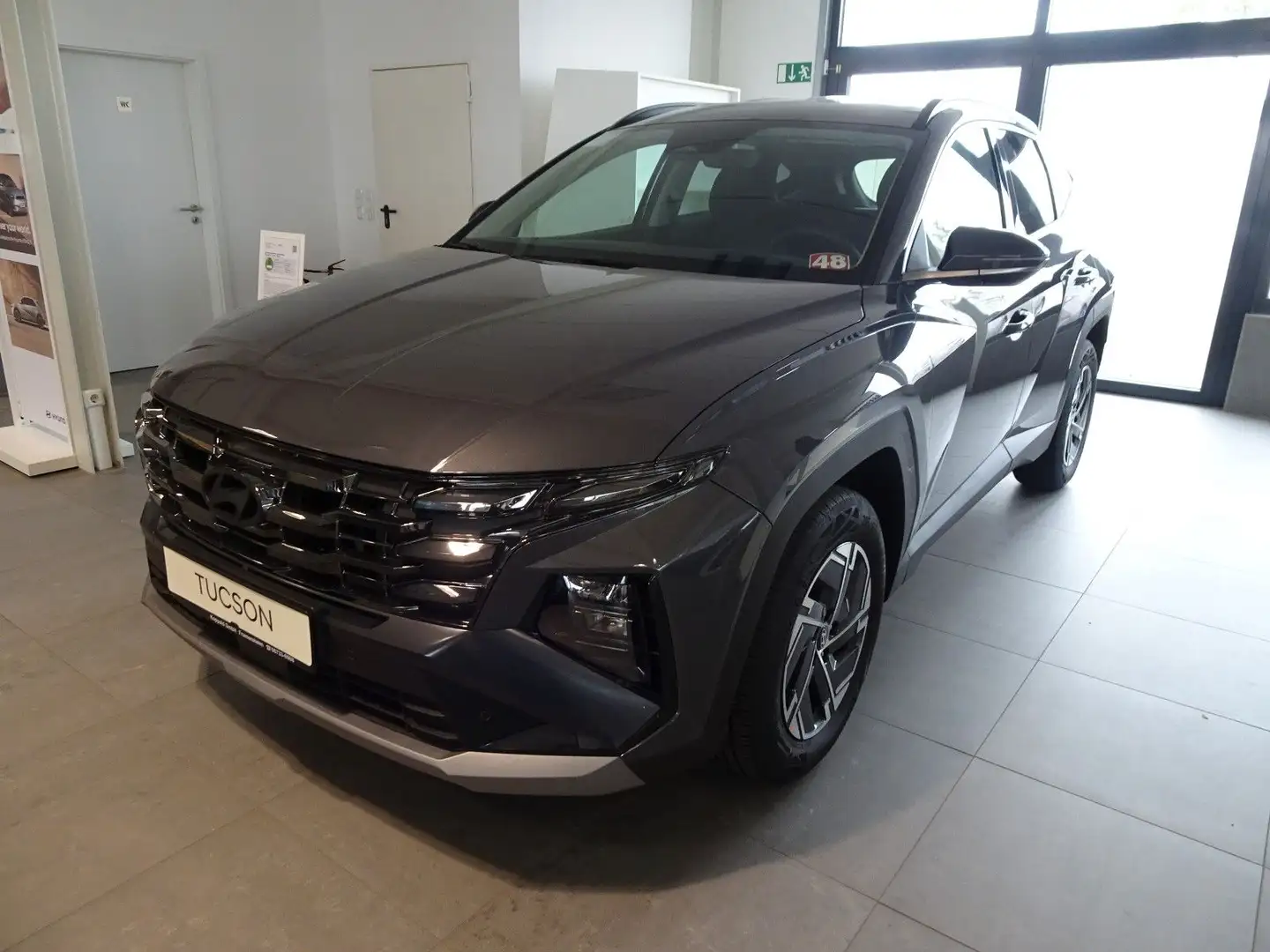 Hyundai TUCSON Style Grau - 1