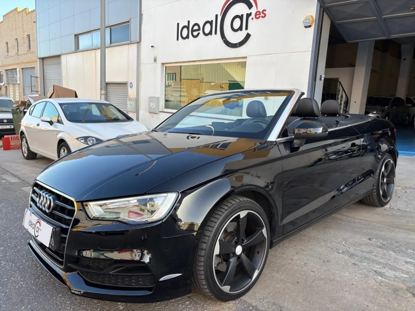 Audi A3 Cabrio 2.0 TFSI quattro S tronic 140kW Noir - 1