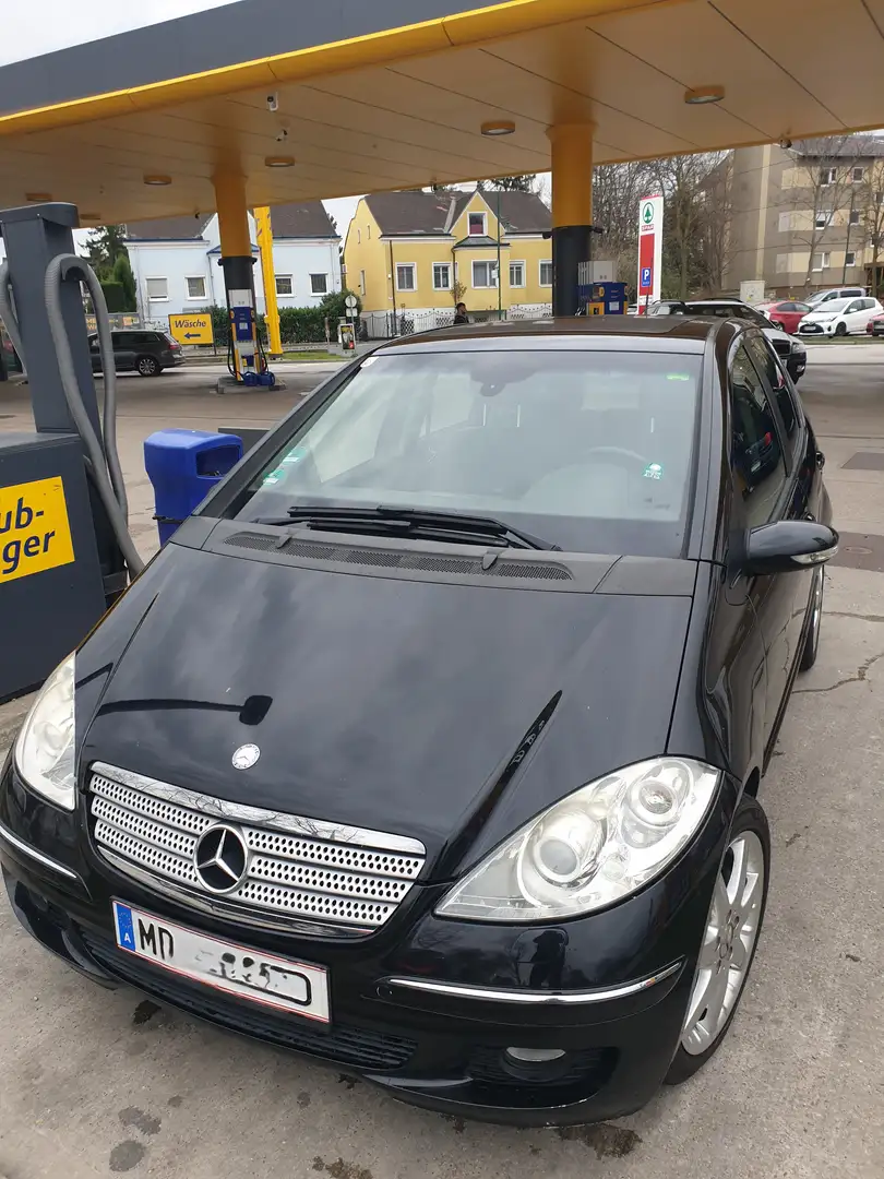 Mercedes-Benz 200 200+E Negru - 1