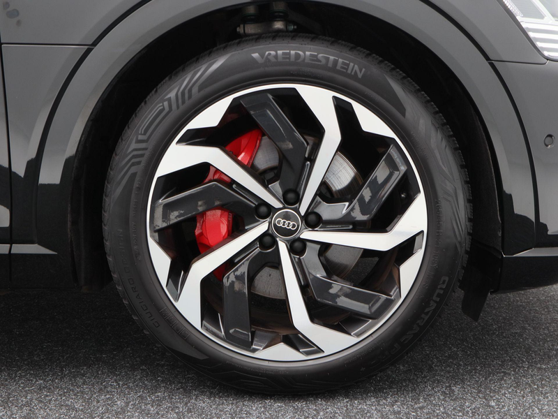 Audi Q8 e-tron 50 quattro S Edition 95 kWh 340 Pk | Stoelverwarmi — photo 11