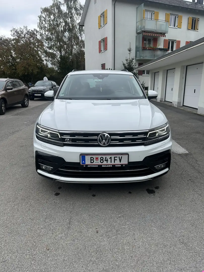 Volkswagen Tiguan R-Line ( erste Hand ) - 1