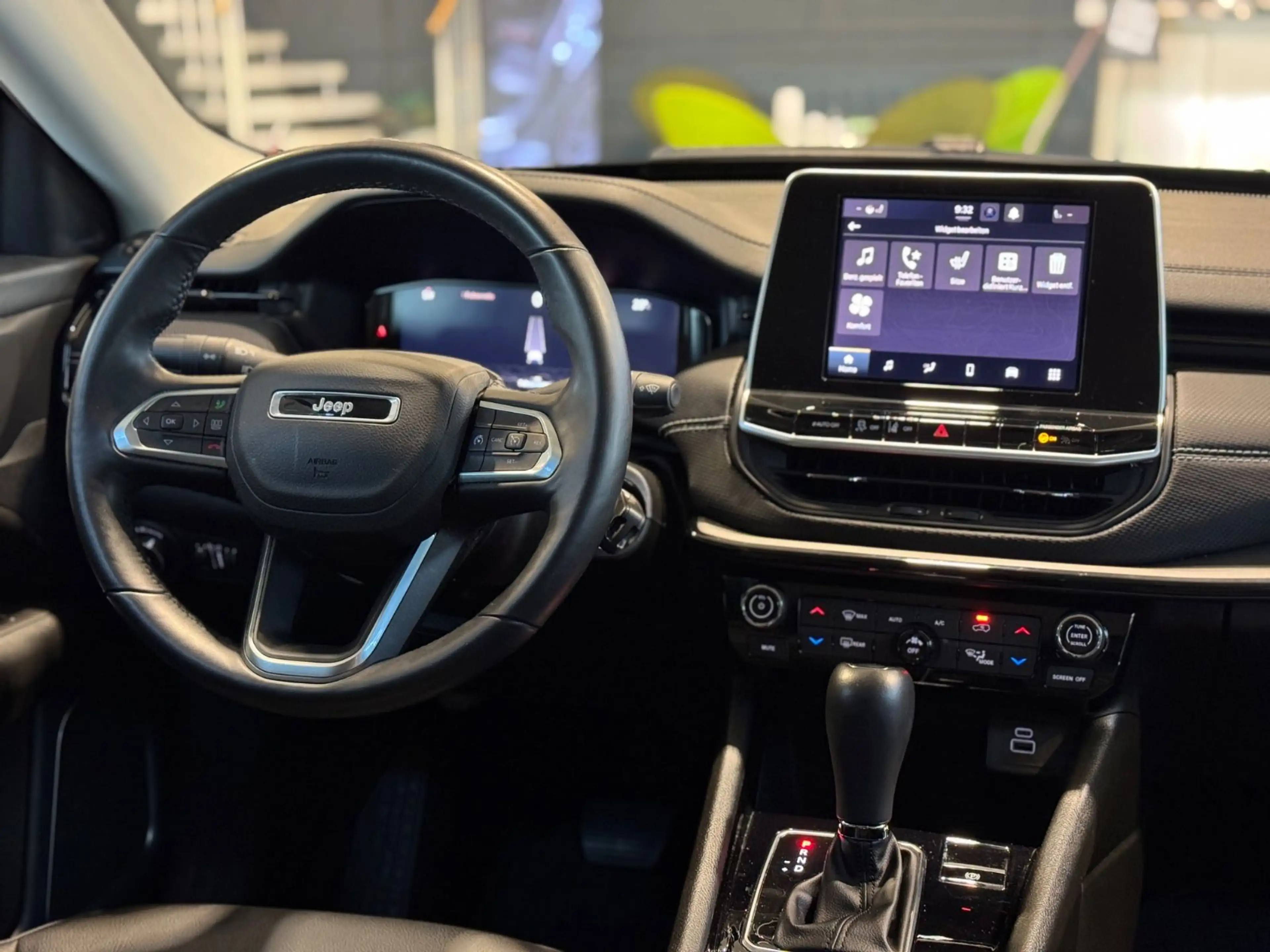 Jeep Compass Night Eagle Mild-Hybrid FWD Kamera — photo 15