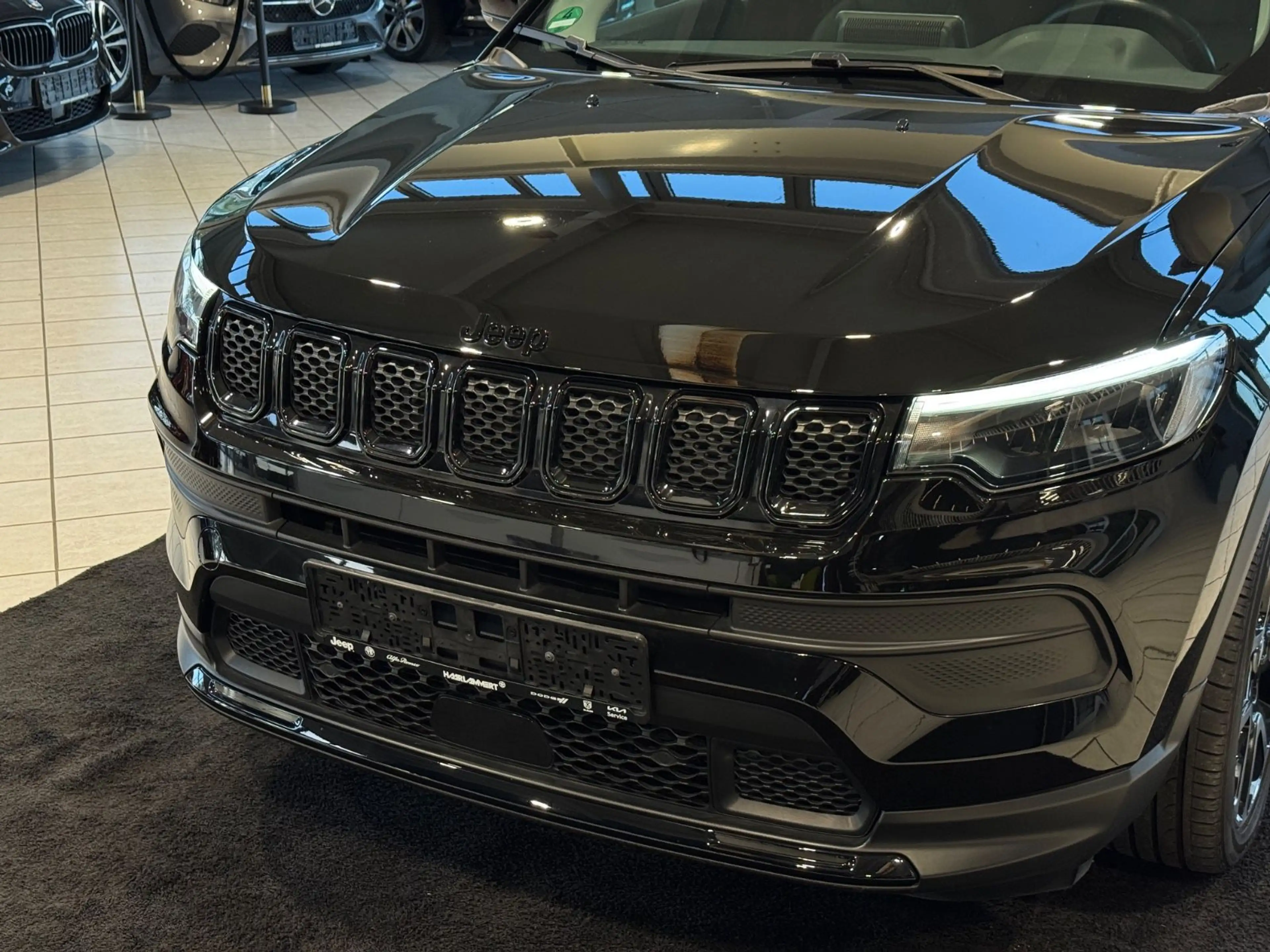 Jeep Compass Night Eagle Mild-Hybrid FWD Kamera — photo 11