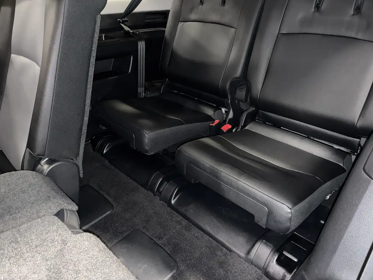 Toyota 4-Runner снимка Toyota 4-Runner