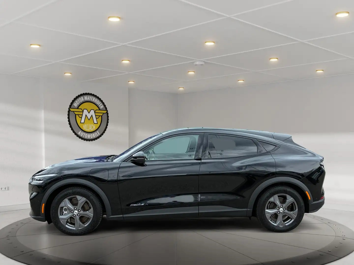 Ford Mustang Mach-E Mustang Mach-E Schwarz - 2