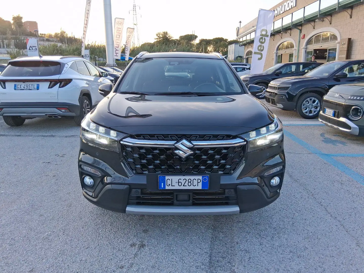 Suzuki S-Cross S-Cross 1.4 Hybrid Top+ Schwarz - 2