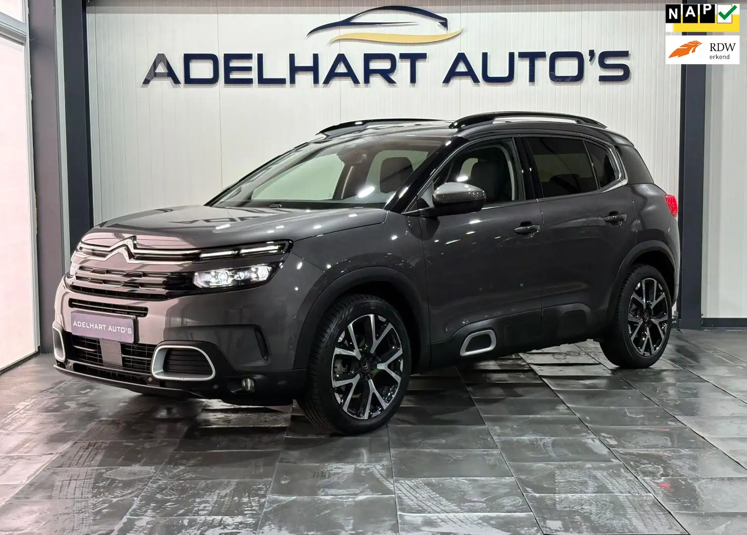 Citroen C5 Aircross 1.2 PureTech Shine / Navigatie full map / Camera / Grijs - 1
