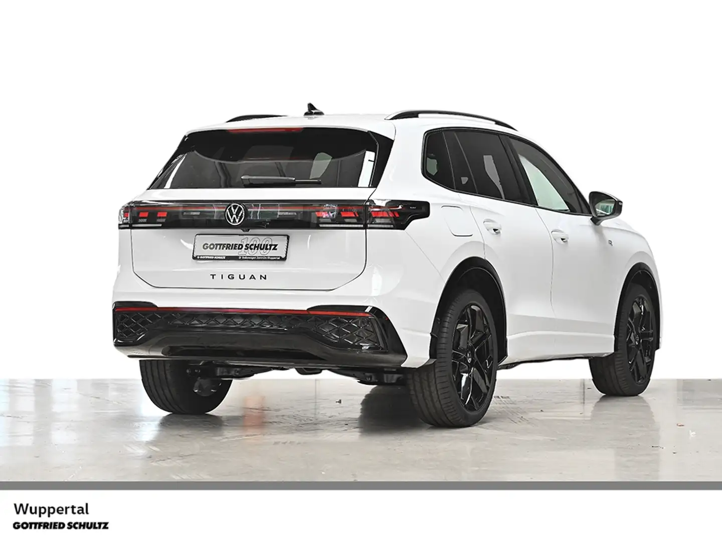 Volkswagen Tiguan R-Line 1.5L eTSI DSG AHK BlackStyle Winterpaket Weiß - 2