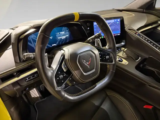 Chevrolet Corvette view 6