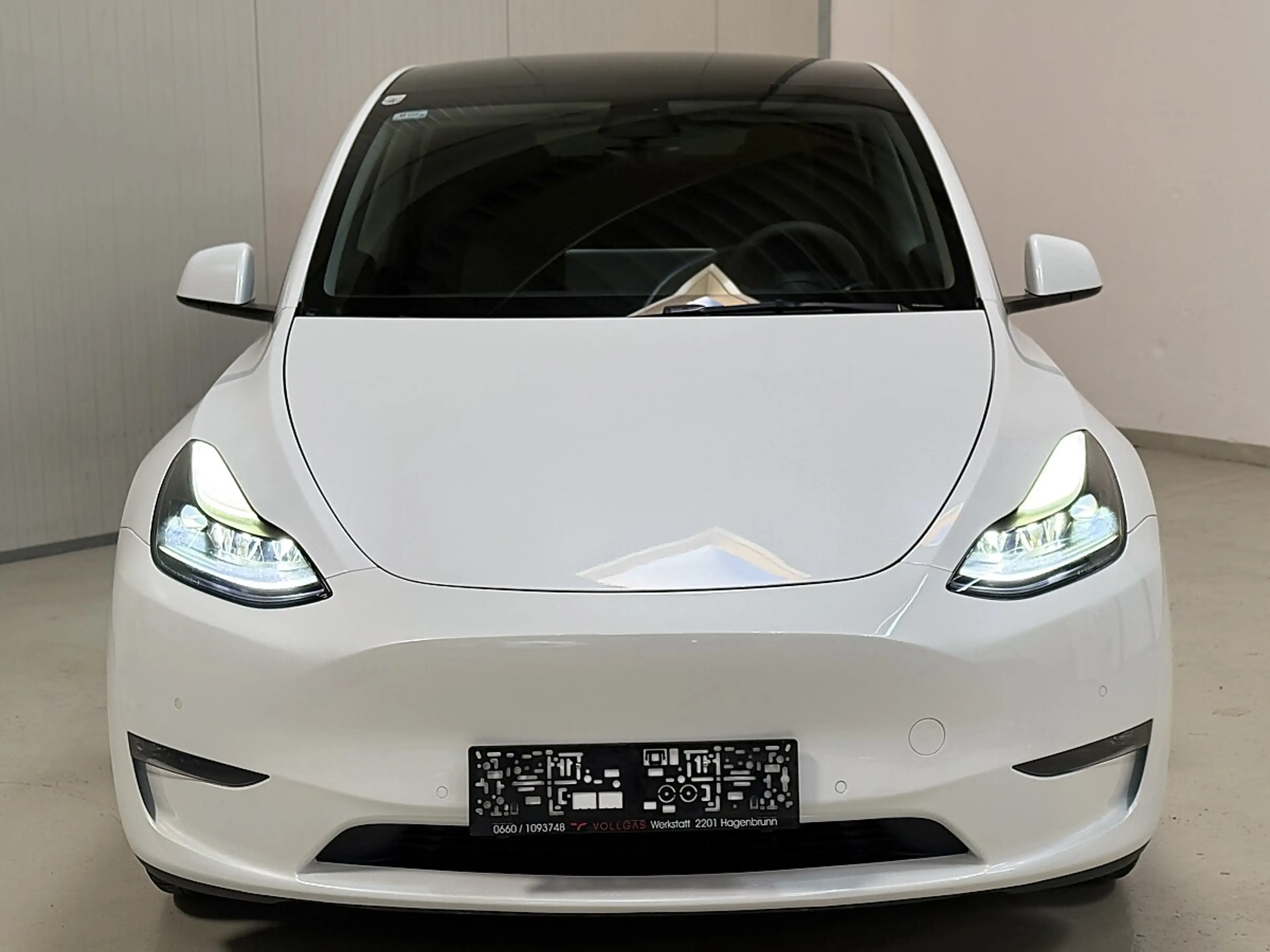 Tesla Model Y Long Range AWD 75kWh — photo 5