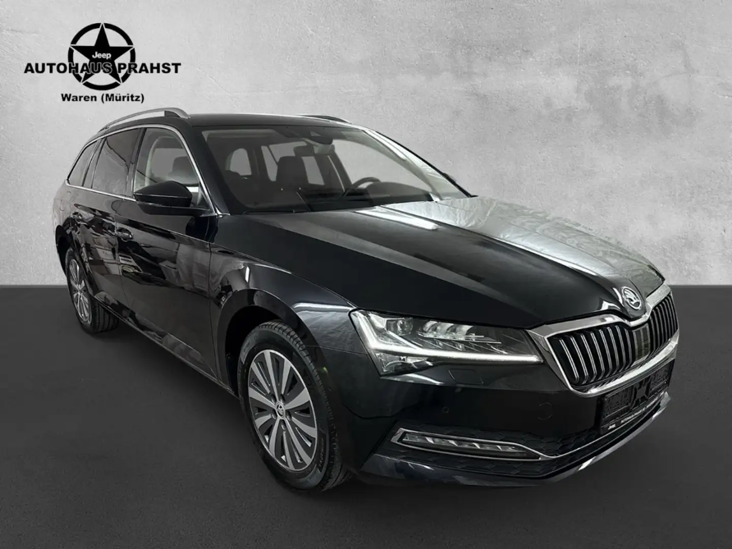 Skoda Superb 2.0TDI Business Columbus LED VIRTUAL AHK Noir - 1